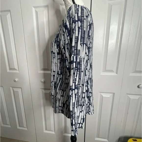 Wrap London Lyocell Linen Blend Top - Size 6 -‎ Blue Gray Print with Button-Down - Picture 5 of 7